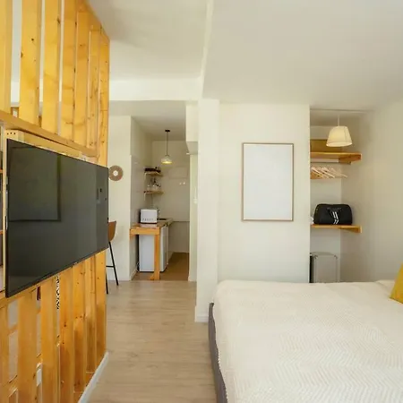 Cozy Studio Room For 3 Guests At Center-Silom - 5B Bangkok Exterior photo